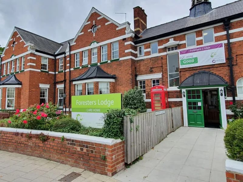 Foresters Lodge - Assisted Living in Bridlington, England photo 2