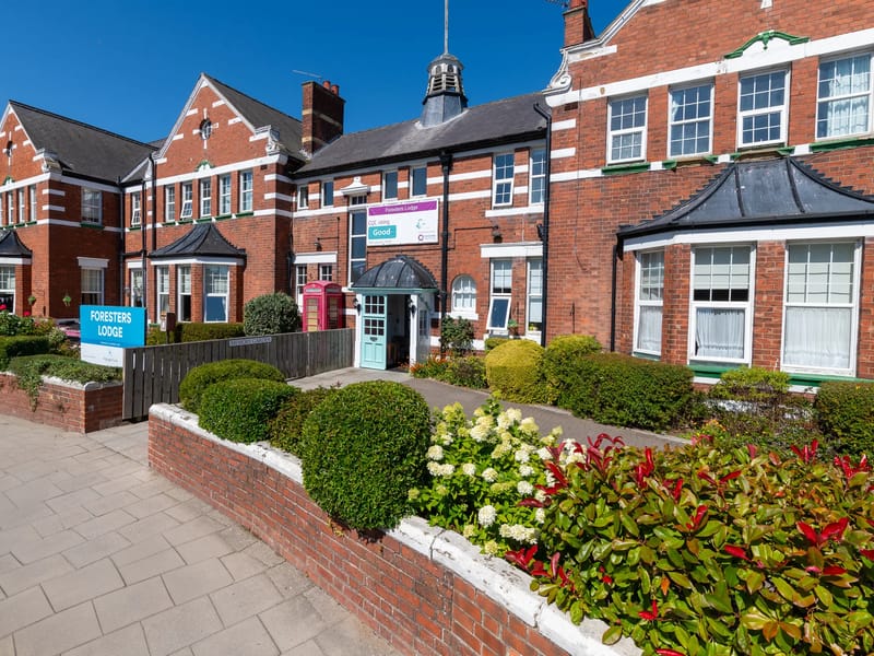 Foresters Lodge - Assisted Living in Bridlington, England photo 3