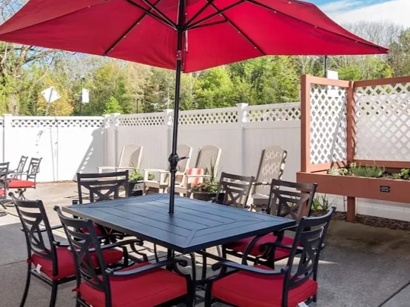 Bentley Commons at Paragon Village - Nursing Home in Hackettstown, NJ photo 1