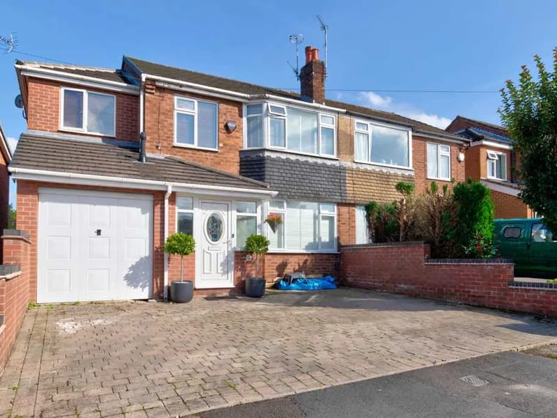 Westbury Drive - Macclesfield in Macclesfield, England photo 1
