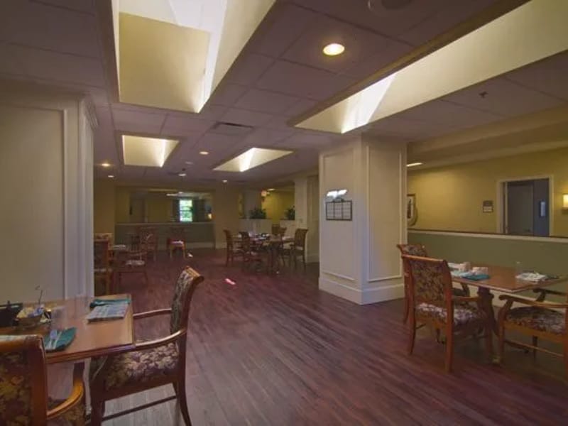 Vista Care Lilac Street - Assisted Living in Oshkosh, WI photo 2
