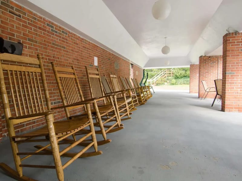 Glenwood Healthcare Center - Nursing Home in Princeton, WV photo 3