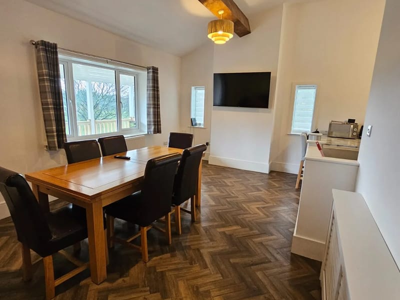 Forbesville - Assisted Living in Margate, England photo 2