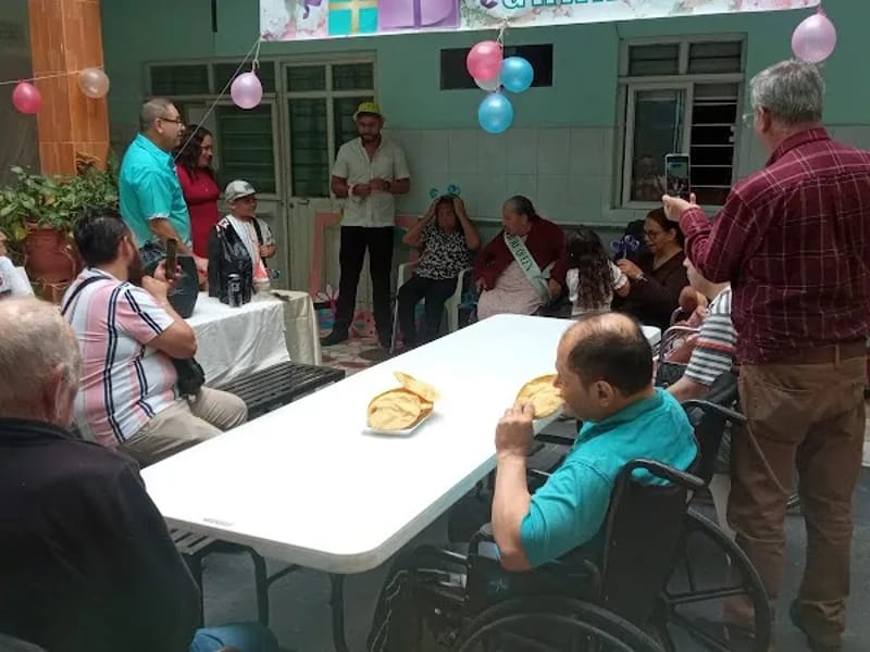 ASILO DE ANCIANOS SAN FELIPE DE JESUS - Hogar de Ancianos in San Pedro Tlaquepaque, Jalisco photo 6