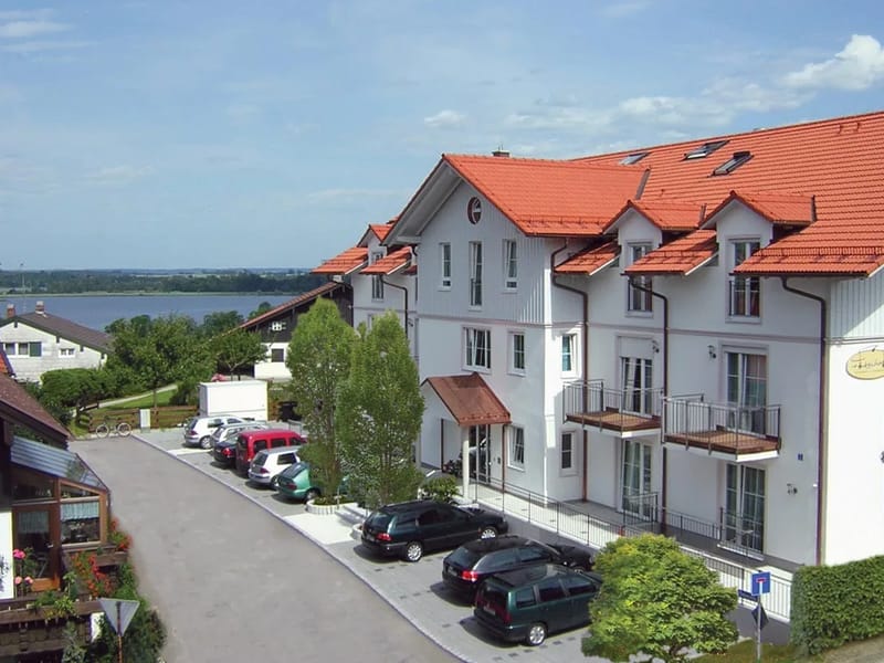 "Finkenhof" Senioren- & Pflegeheim - Pflegeheim in Rimsting, Bayern photo 1