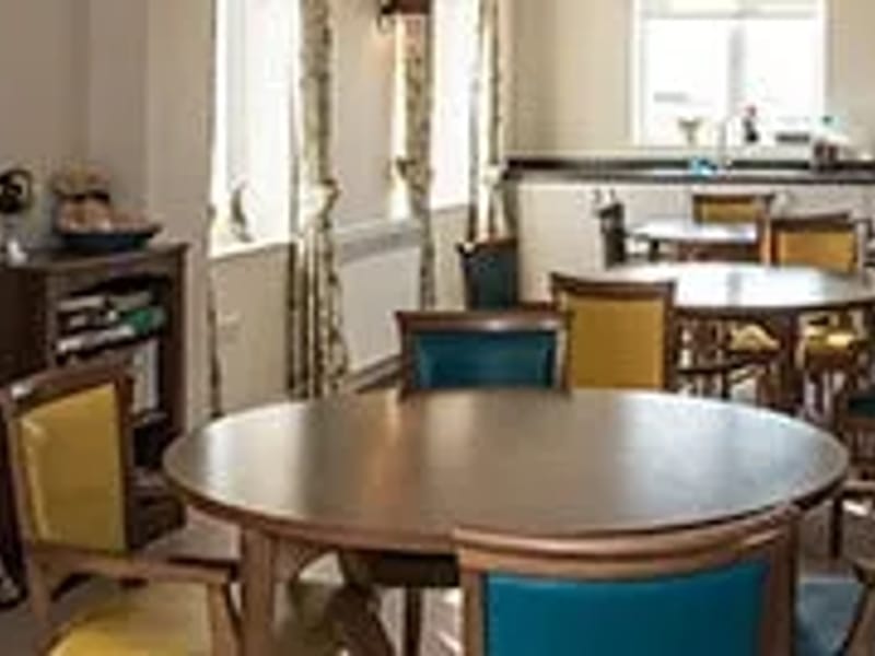 Beech Court Nursing Home - Nursing Home in Witney, England photo 2