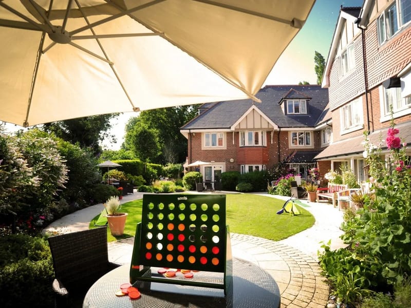 Hallmark Anisha Grange Luxury Care Home - Nursing Home in Billericay, England photo 2