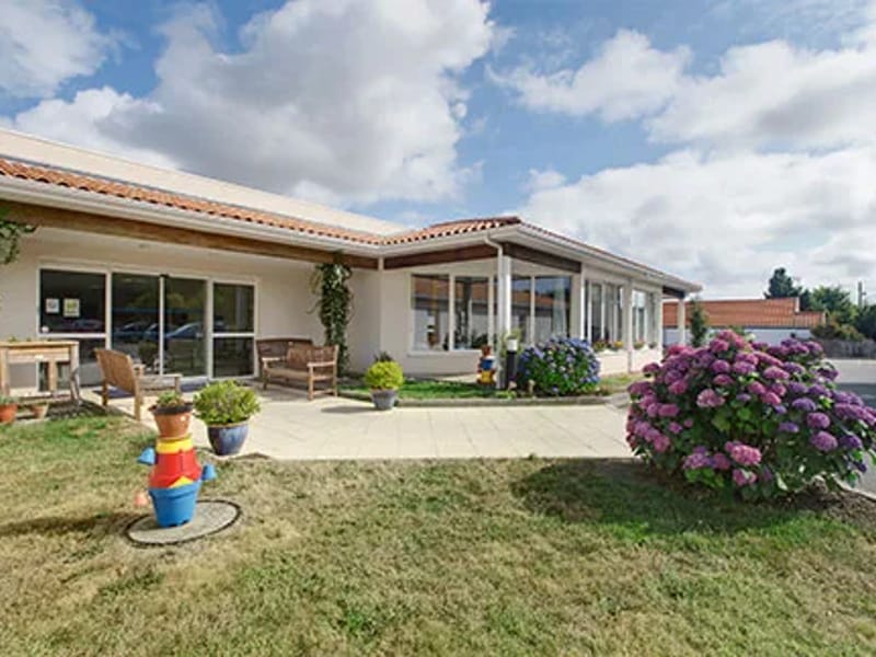 Ehpad Les Eglantines - EHPAD in FROSSAY, Pays de la Loire photo 3