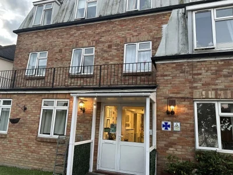 Kelstone Court Nursing Home - Nursing Home in Morden, England photo 2