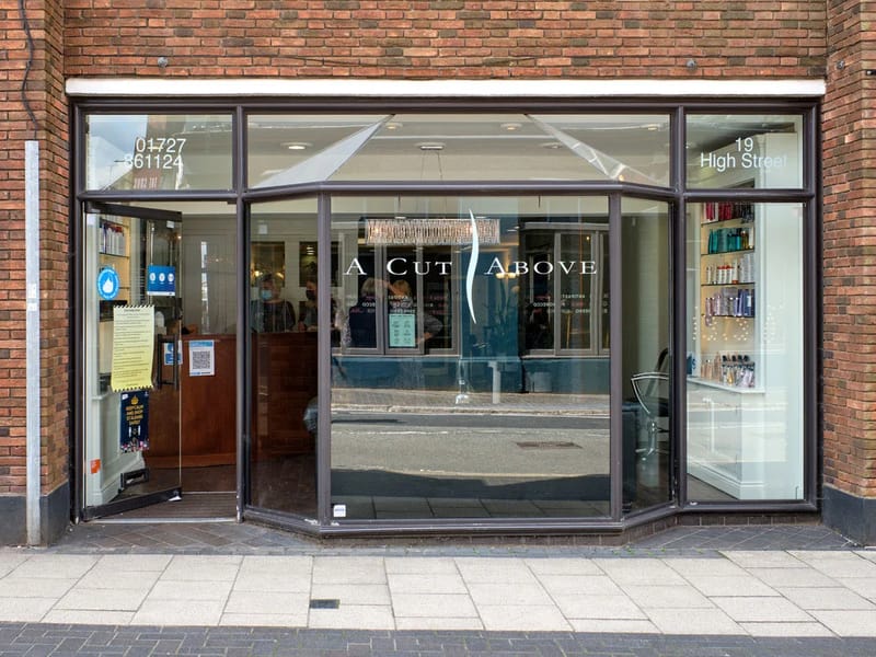 Crosby Close - Assisted Living in St Albans, England photo 2