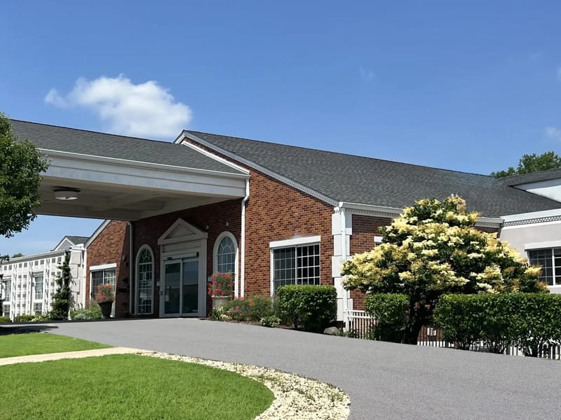Avantara Park Ridge - Nursing Home in Park Ridge, IL photo 1