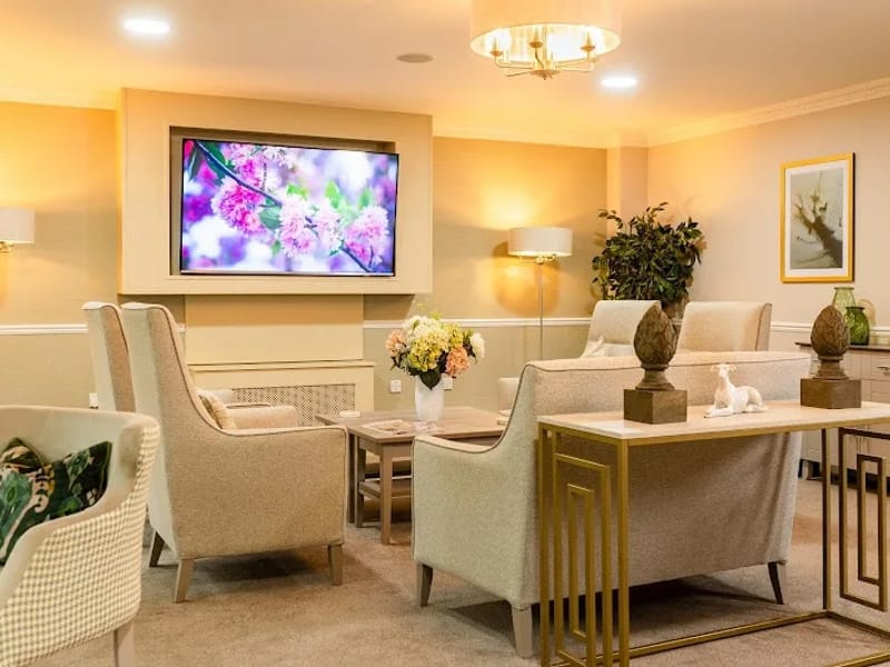 Abbeycrest Nursing Home - Nursing Home in Reading, England photo 3