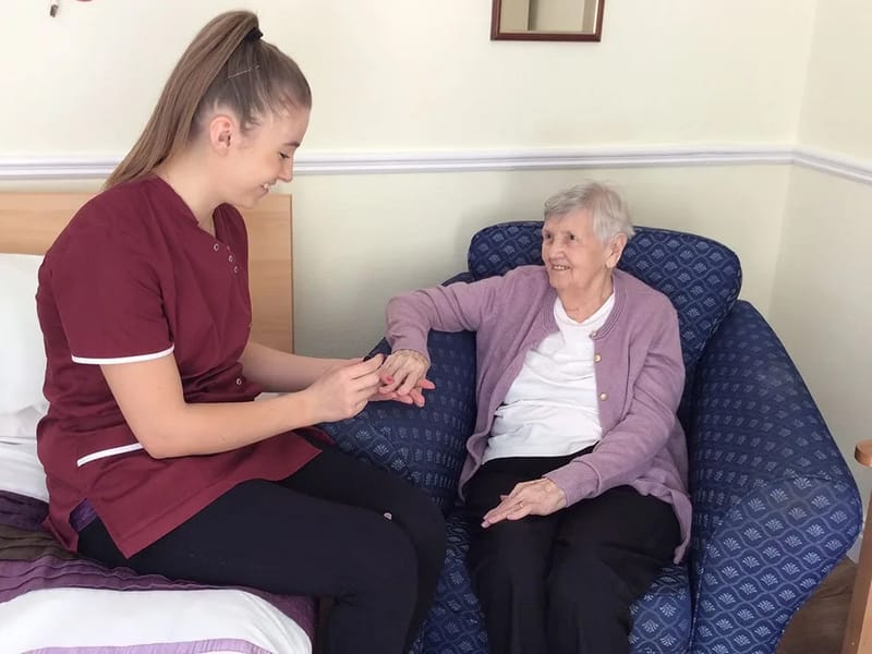 Willow Grange Care Home - Nursing Home in Solihull, England photo 2