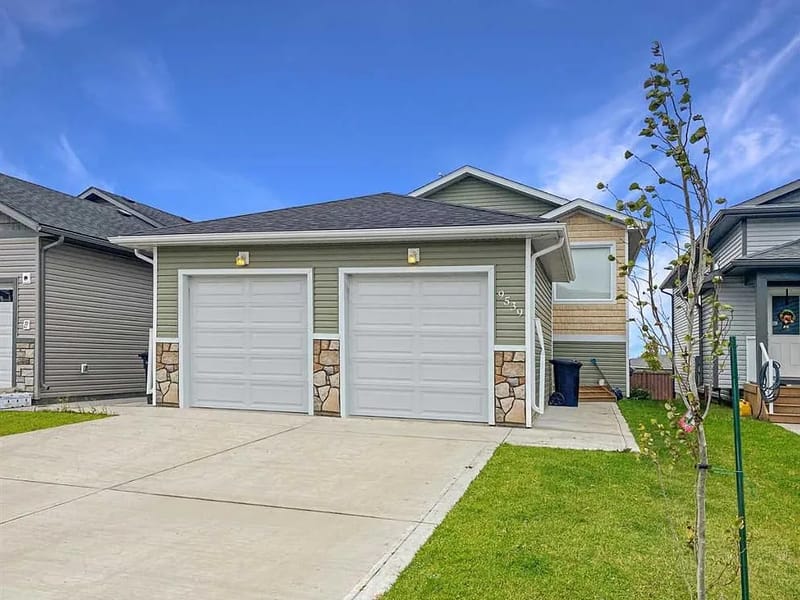 NORTHRIDGE #1 - Nursing Home in Grande Prairie, AB photo 2