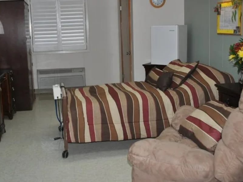 Chateau Napoleon Caring, LLC — Nursing Home, Napoleonville, LA · photo 2