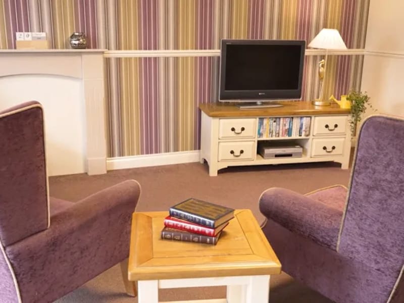 OSJCT Spencer Court - Assisted Living in Woodstock, England photo 3
