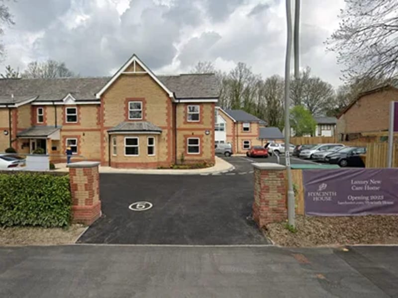 Hyacinth House Care Home - Nursing Home in Wimborne, England photo 3