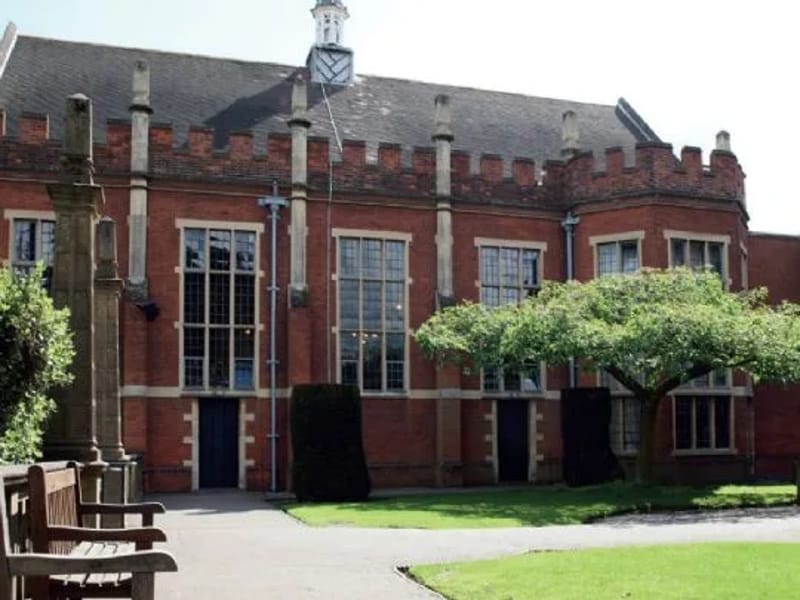 Grammar School House - Assisted Living in Colchester, England photo 2
