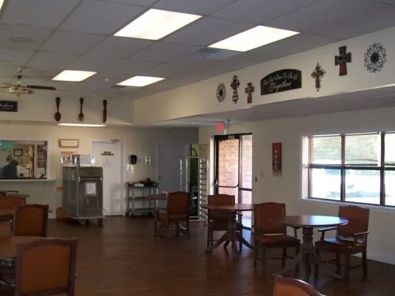 Southern Pointe Living Center — Nursing Home, Colbert, OK · photo 2