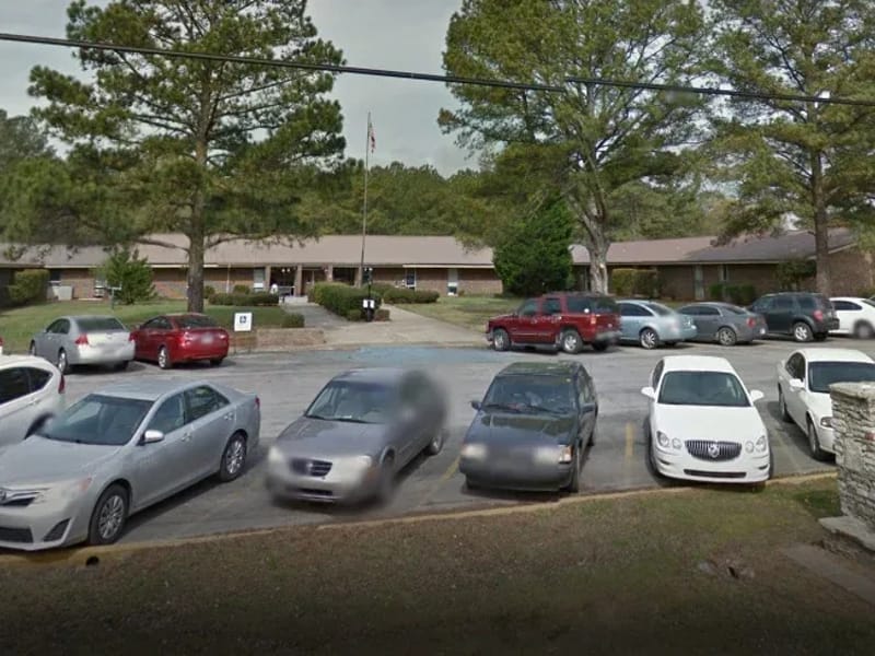 Attalla Center for Rehabilitation and Nursing — Nursing Home, Attalla, AL · photo 2