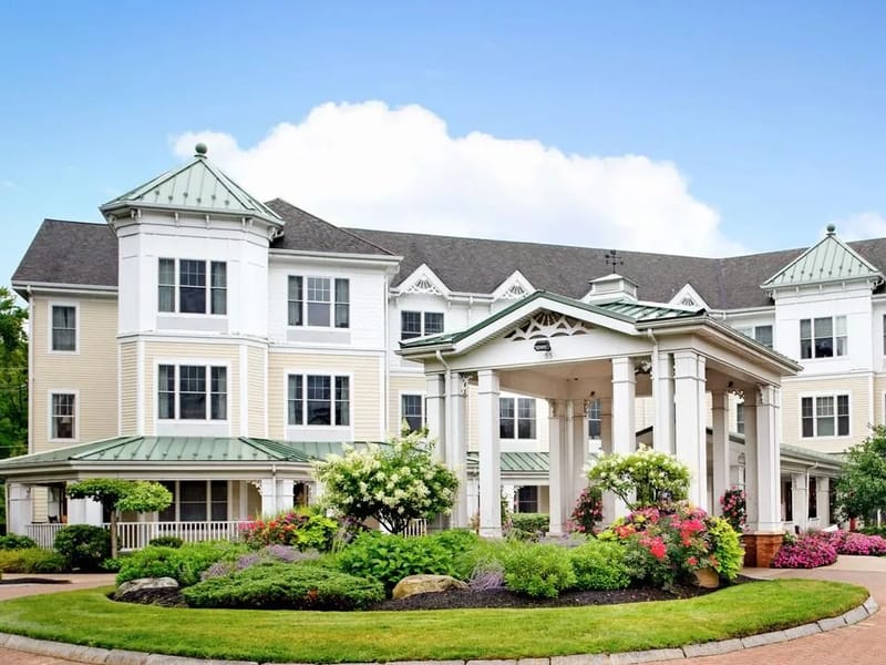 Sunrise Of Lynnfield - Assisted Living in Lynnfield, MA photo 2
