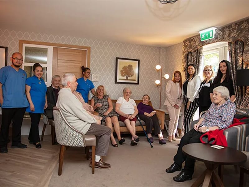 Stewart Lodge Care Home - Nursing Home in Croydon, England photo 3