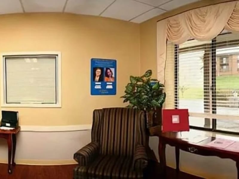 Rose Hill Health and Rehab - Nursing Home in Berryville, VA photo 2