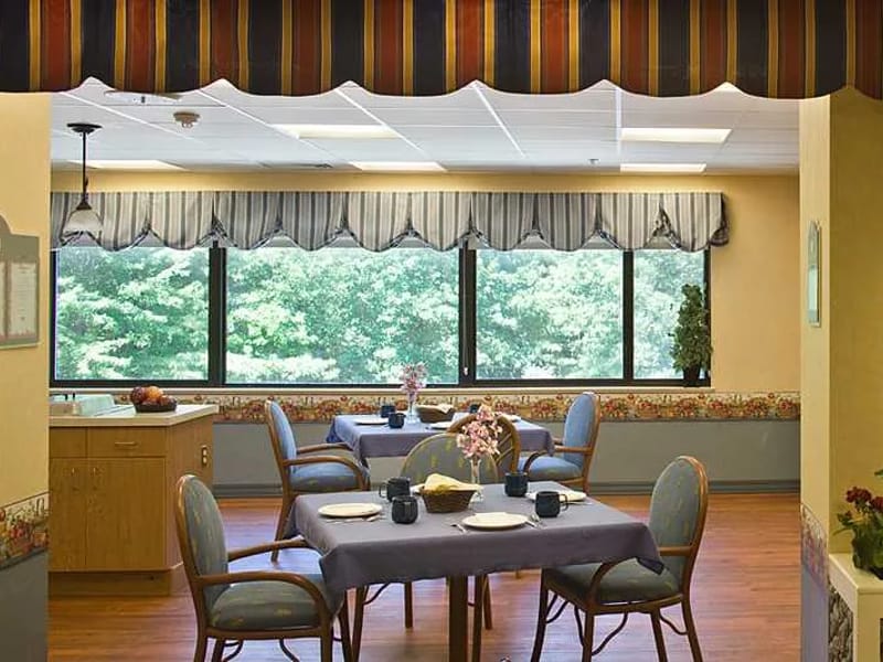 Ridgewood Center, Genesis Healthcare - Nursing Home in Bedford, NH photo 2