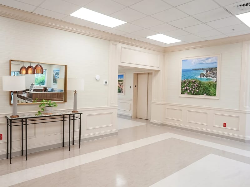 Carillon Nursing and Rehabilitation Center - Nursing Home in Huntington, NY photo 3