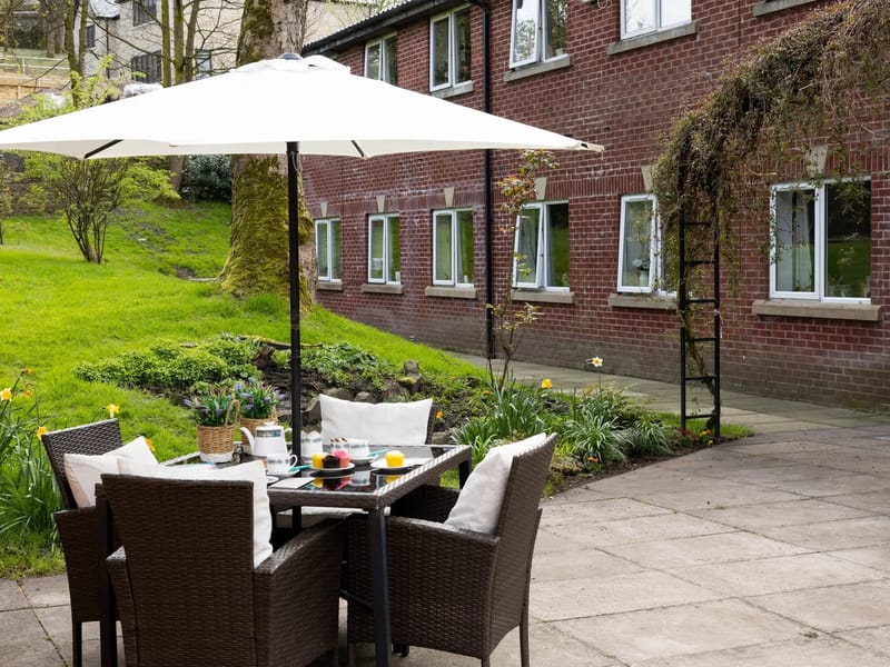 Highfield Hall - Assisted Living in Rossendale, England photo 1