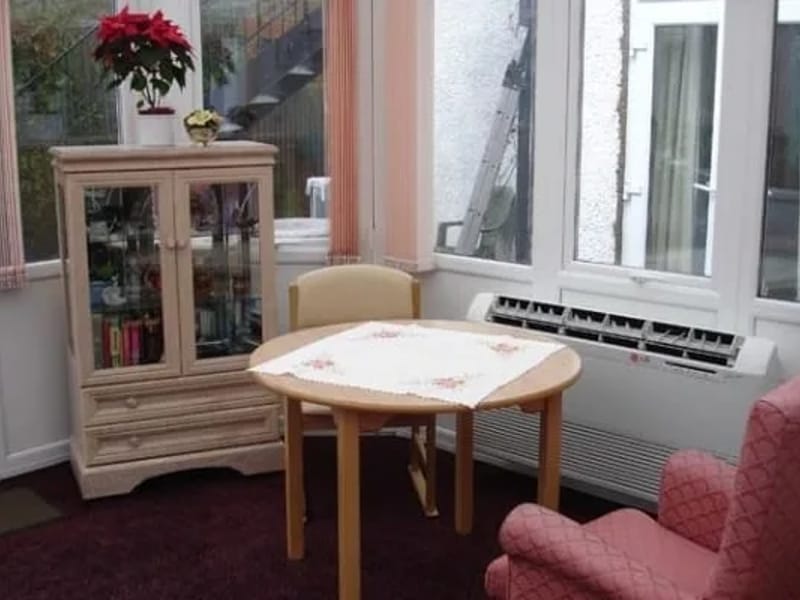 Firtree House Nursing Home - Nursing Home in Banstead, England photo 3