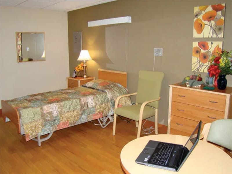 Apple Rehab Rocky Hill - Assisted Living in Rocky Hill, CT photo 1