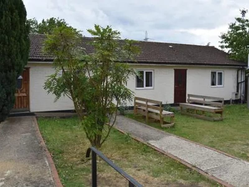 Barons Lodge - Nursing Home in Mitcham, England photo 3