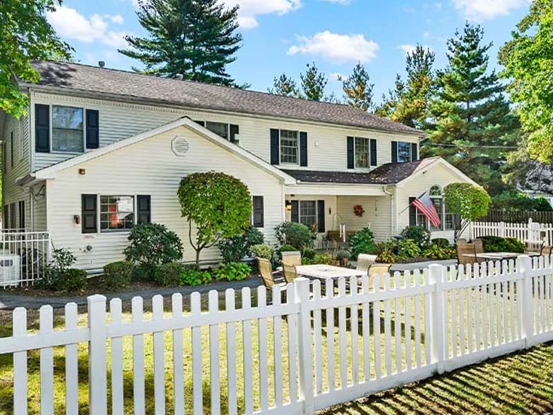 Fox Trail Memory Care Living Cresskill - Nursing Home in Cresskill, NJ photo 2