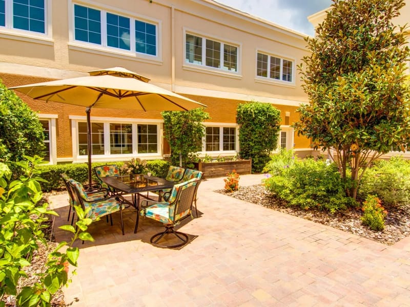 Brentwood Senior Living At St Pete - Assisted Living in St. Petersburg, FL photo 1