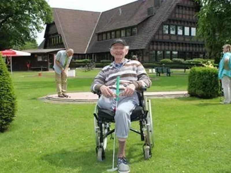 Altenpflegeheim Neviandtstraße - Pflegeheim in Wuppertal, Nordrhein-Westfalen photo 2