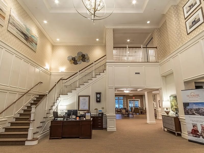 Sunrise of Huntington — Assisted Living, Huntington Station, NY · photo 1
