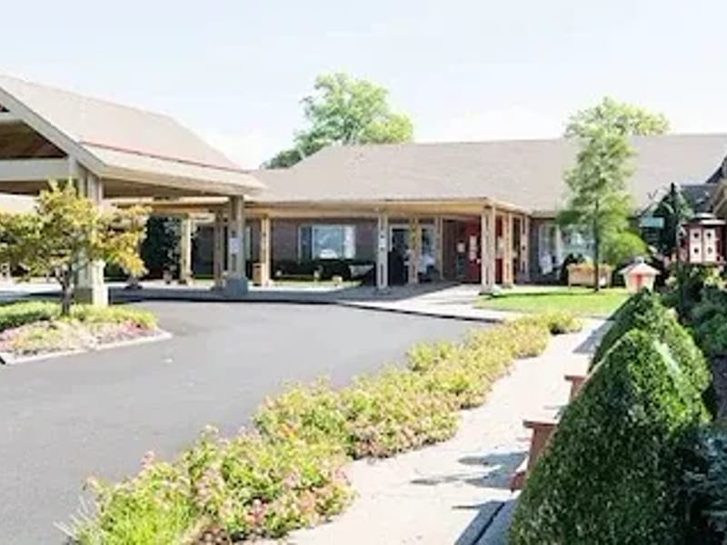 Shady Lawn Nursing and Rehabilitation Center - Nursing Home in Cadiz, KY photo 2