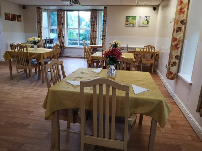 Orchard House Nursing Home - Nursing Home in Wolverhampton, England photo 2