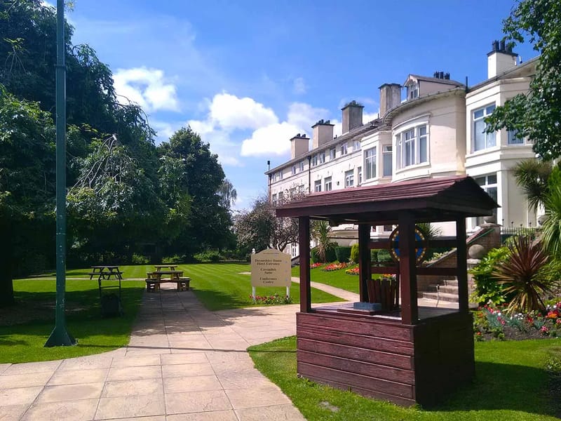 Devonshire House - Nursing Home in Manchester, England photo 1