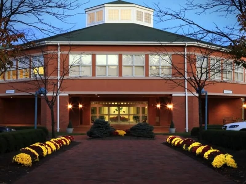 Arbor At Laurel Circle - Assisted Living in Bridgewater, NJ photo 2