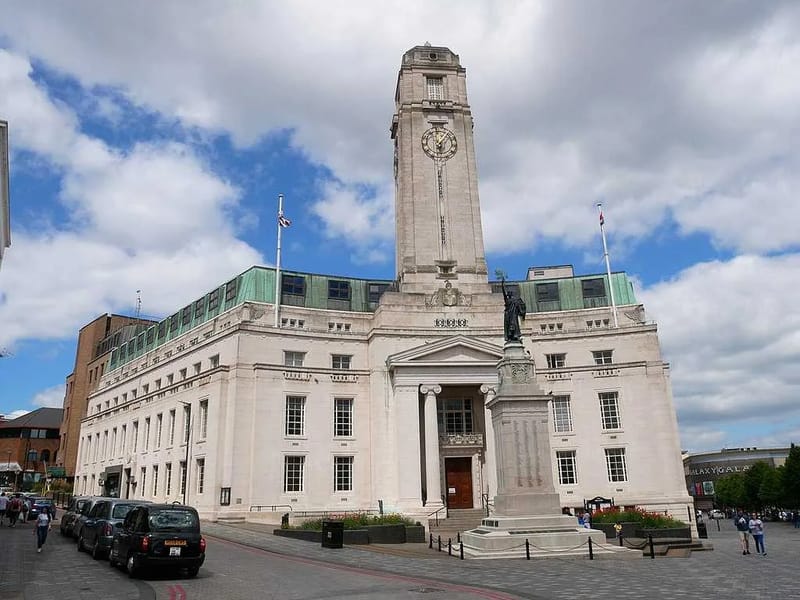 Luton in Luton, England photo 6