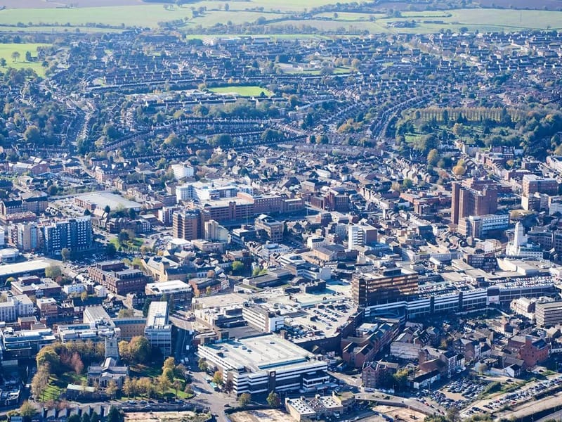 Luton in Luton, England photo 4