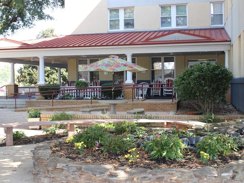 Peachtree Centre - Nursing Home in Gaffney, SC photo 3