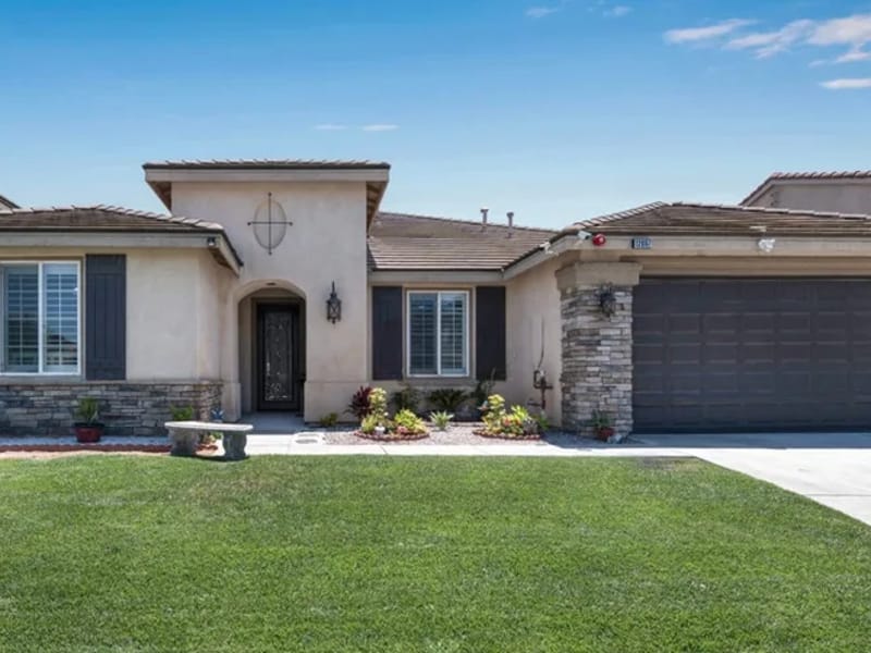 A Silver Amore Senior Home - Assisted Living in Eastvale, CA photo 3