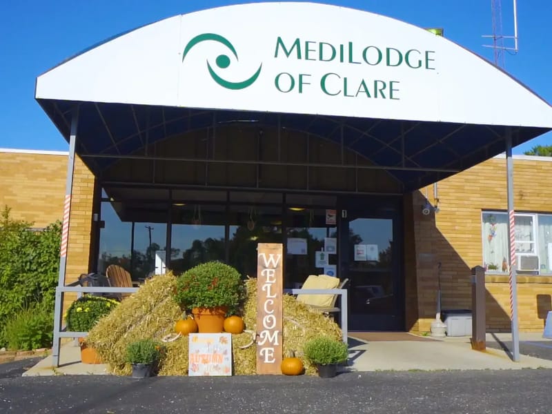 Medilodge of Clare - Nursing Home in Clare, MI photo 3