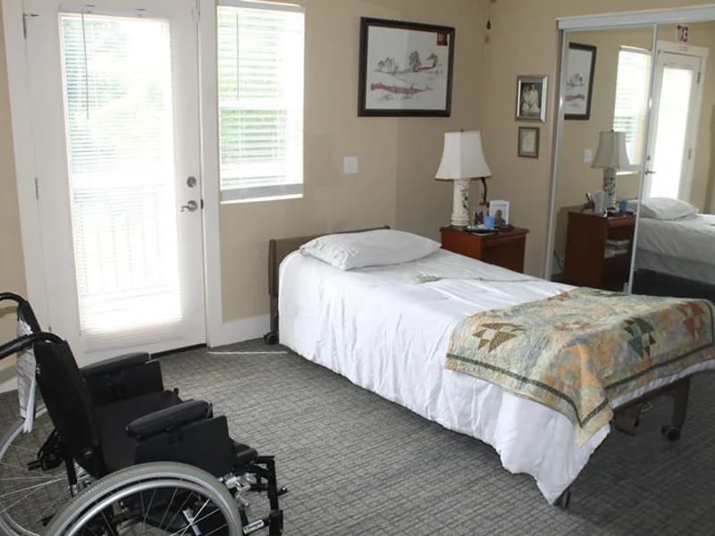 Applegate @ Dorado - Assisted Living in Thousand Oaks, CA photo 1
