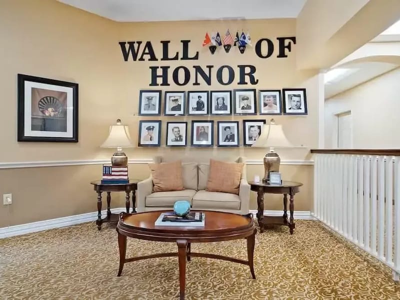 Atria Lake Arlington - Assisted Living in Arlington, TX photo 2