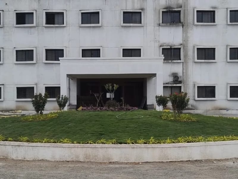 Life Line Institute of Medical Sciences, Plot No. 6, Model Town, Jindal Chowk - वृद्धाश्रम in Model Town, Haryana photo 2