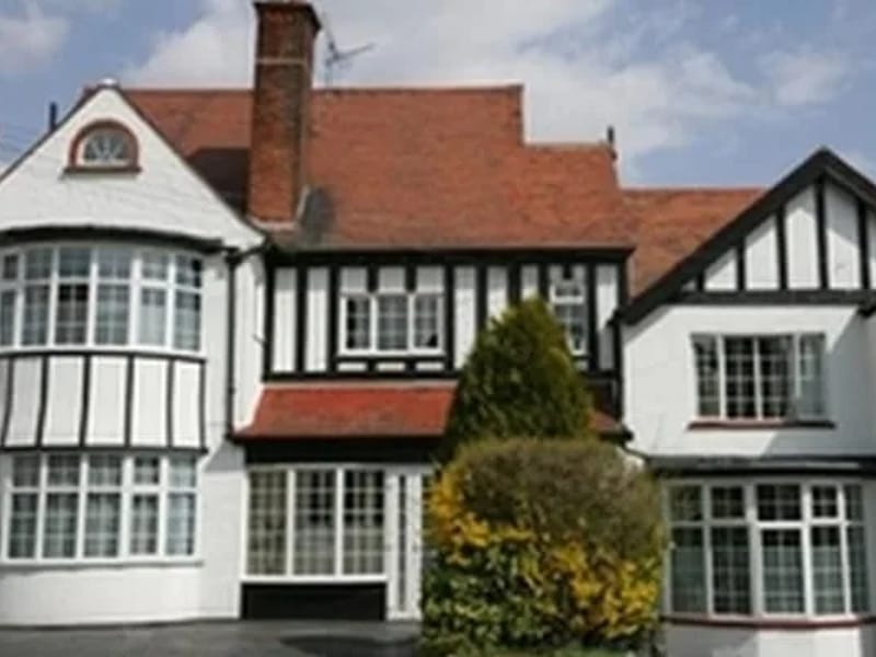 Southwold House - Assisted Living in Leigh On Sea, England photo 3